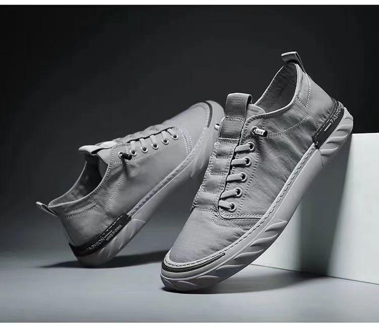 Canvas Men's Comfortable All-match Sneakers Breathable Cloth Casual Sports Flats Men Lightweight Outdoor Walking Sneakers Modern Design