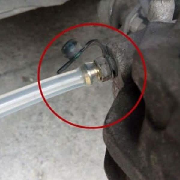Car Brake System Fluid Bleeder Kit Hydraulic Clutch Oil Exchange One Man Tool
