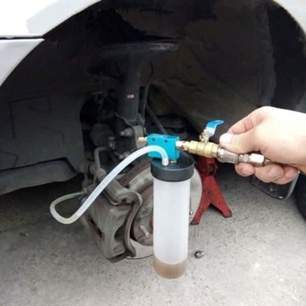 Car Brake System Fluid Bleeder Kit Hydraulic Clutch Oil Exchange One Man Tool