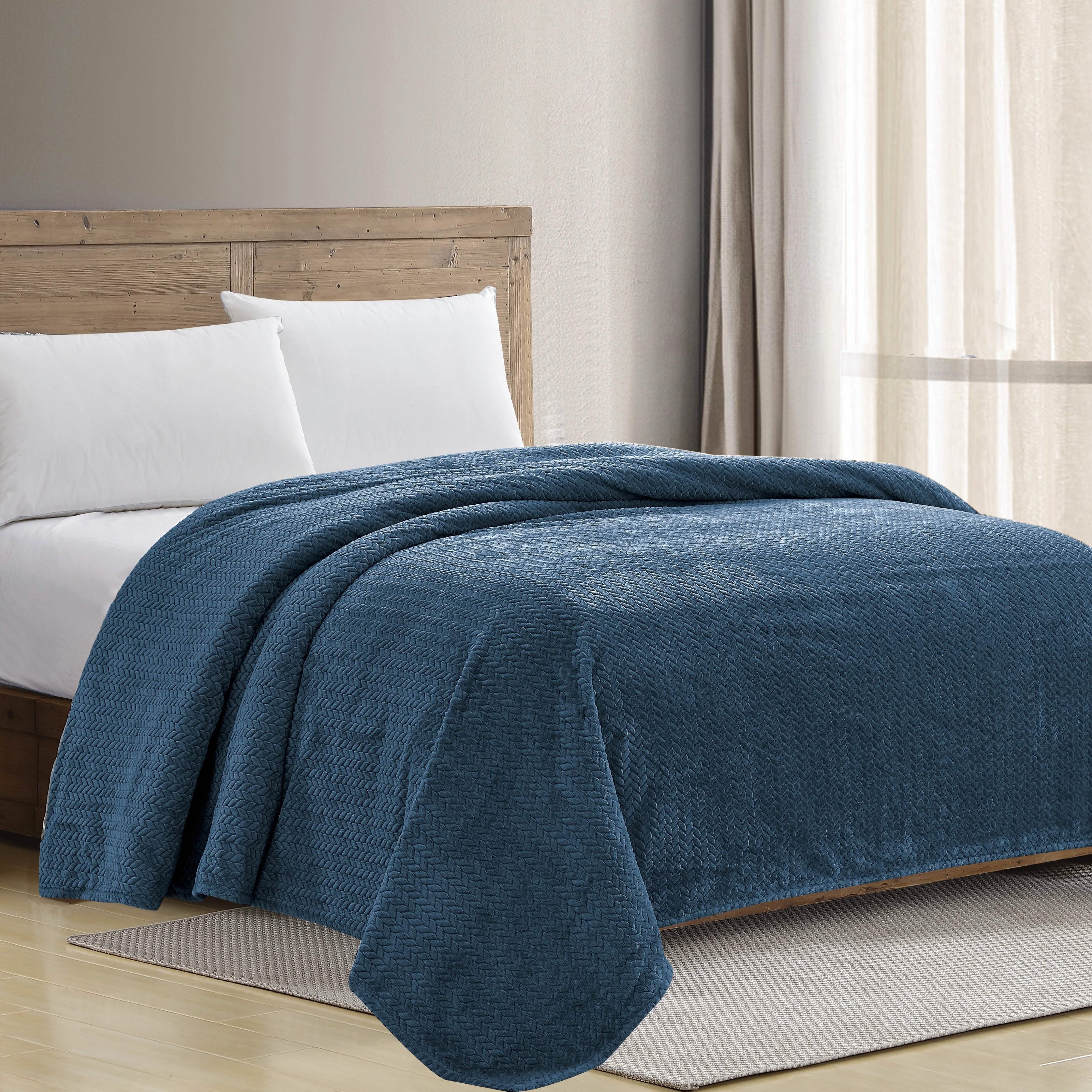 Chevron Braided Bed Cover