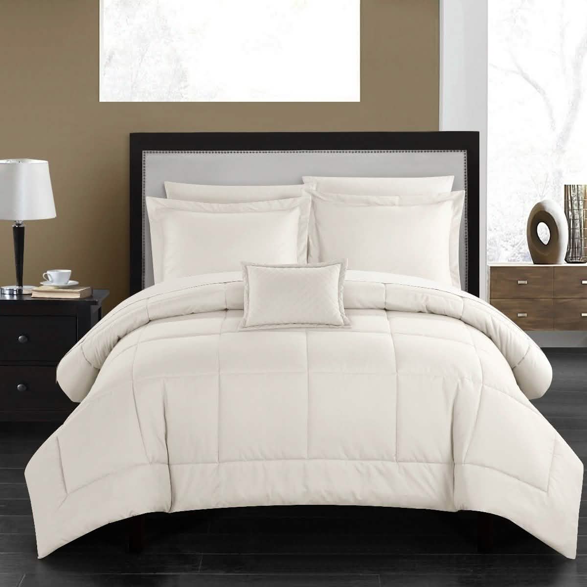 Chic Home Jordyn Minimalist Comforter Set