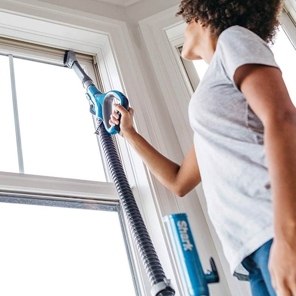 Shark Corded Rotator Powered Speed Lift-Away Vacuum Cleaner (Refurbished)