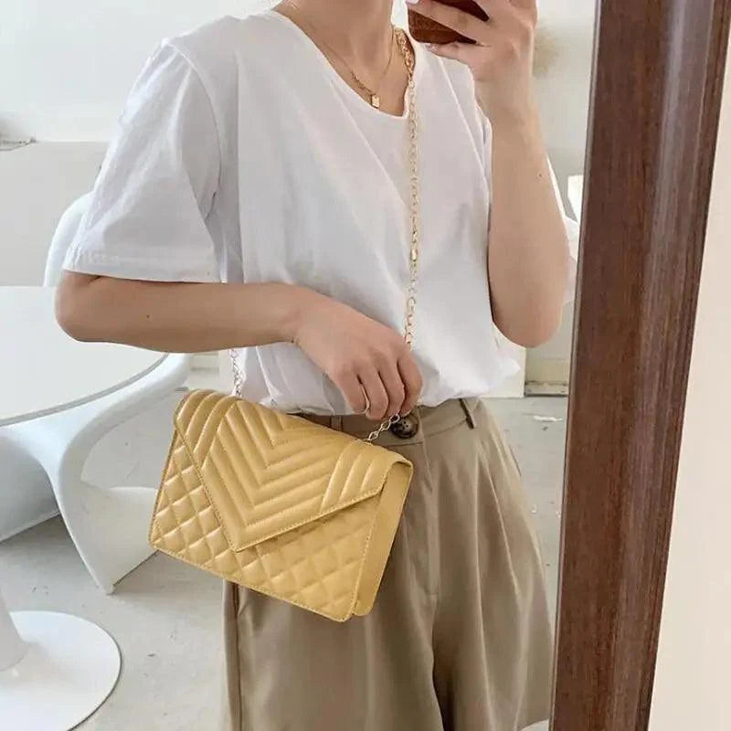 Dazzling Bags For Women Chain Crossbody Bags In Pu Leather Female Fashionable Shoulder Bag Ladies Handbags