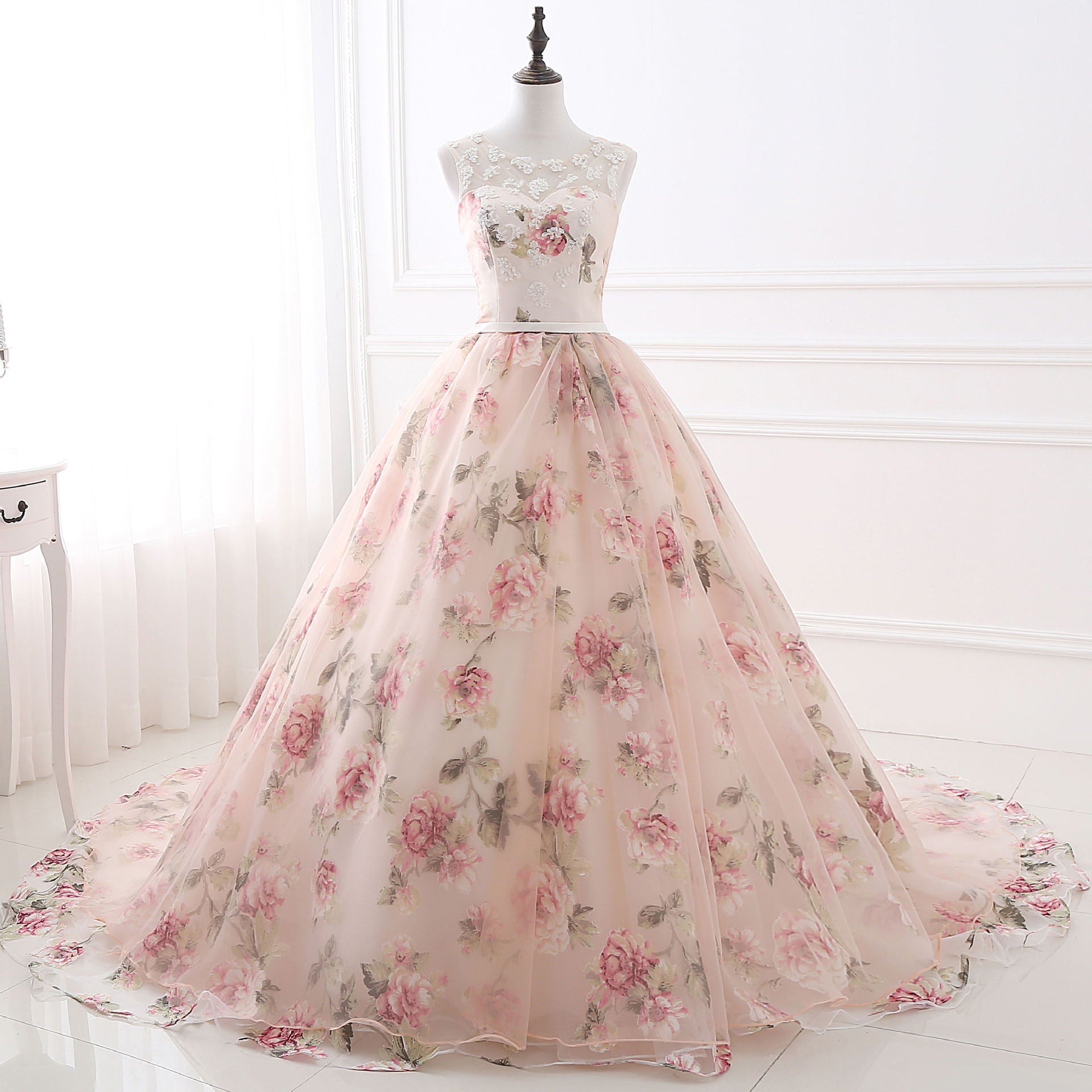 Color Tube Top Sweetheart Neckline Long Tail Wedding Dress Company Host Annual Meeting Dress