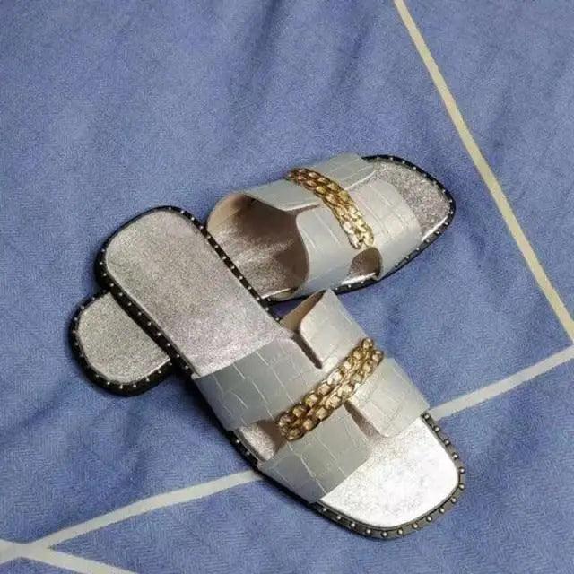 Elegant Black Women Chain Flip Flops Luxury Design  Sandal Women Outdoor Slippers Casual Style Sandals