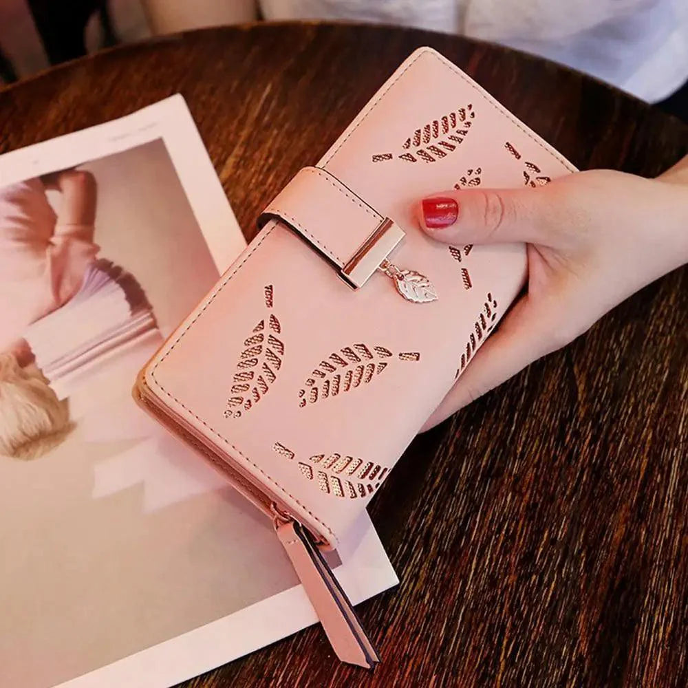 Elegant Leaf Zipper PU Leather Women Wallet Retro Card Holder Modern Design Wallet Excellent Gift