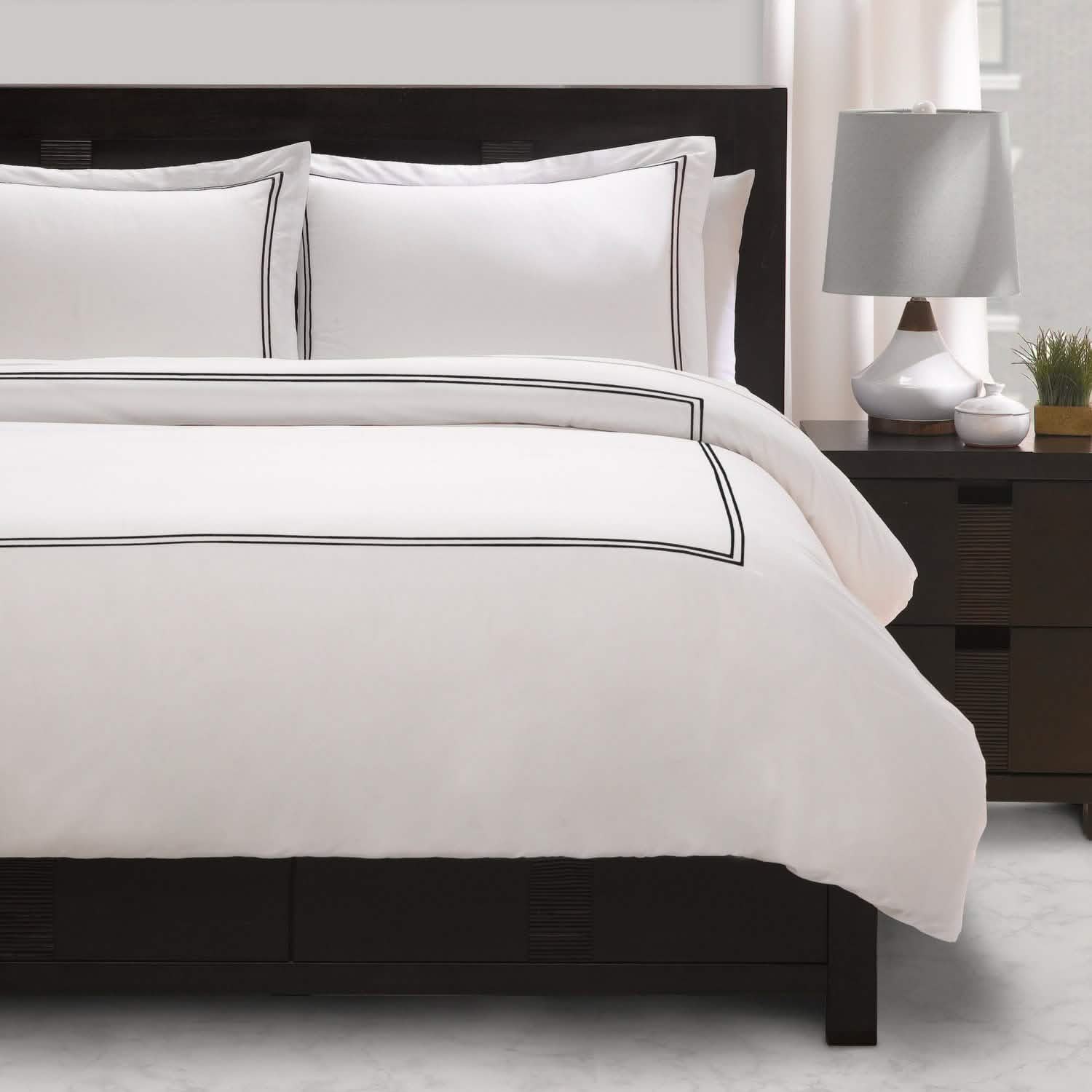 Exquisite Hotel Satin Stitched 100% Cotton Percale Duvet Set