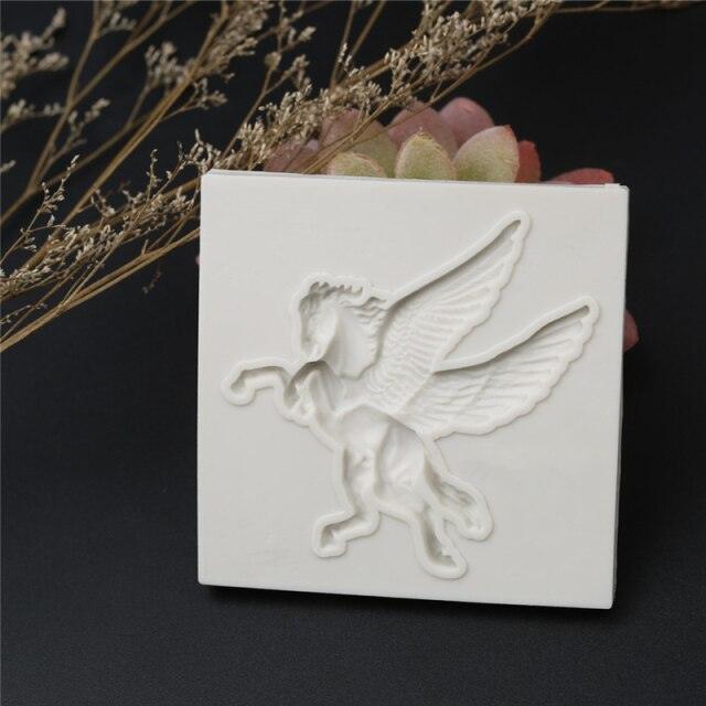 Exquisite Pegasus Silicone Mold Cake Baking Decorative Chocolate Mold Pegasus Angel Resin Jewelry Silicone Mold Pegasus Horse Animal Fly Wing For Cake Fondant Baking Biscuit Soap Tray