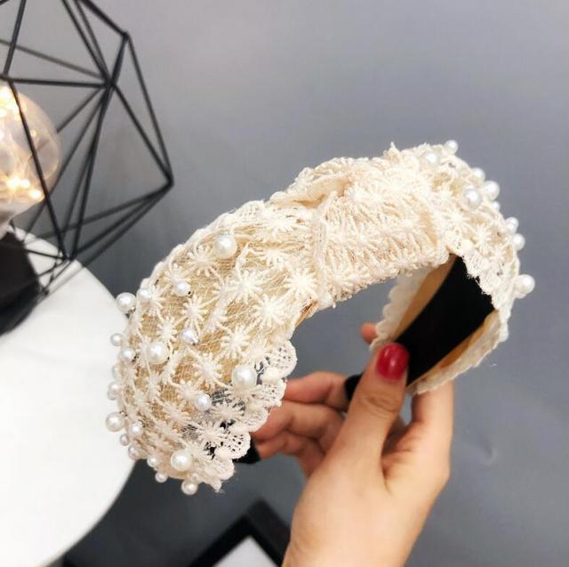 Fashion Girls Pearl Hairband White Black Lace Headband Women Artificial Pearls Hair Hoop Middle Knot Hair Accessories Gorgeous Hair Accessories For Women