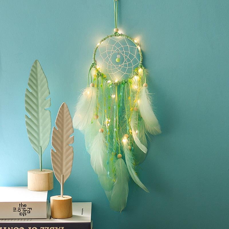 Handmade White Feather Dream Catcher Wind Chimes Hanging Ornaments Ceiling Decor Room Dream Net  Hanging Craft Gift Car Ornament Ribbons Feathers Wrapped Lights For Bedroom Decor Wedding Decorations