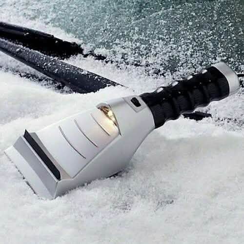 Heated Ice Scraper with Built-in Flashlight