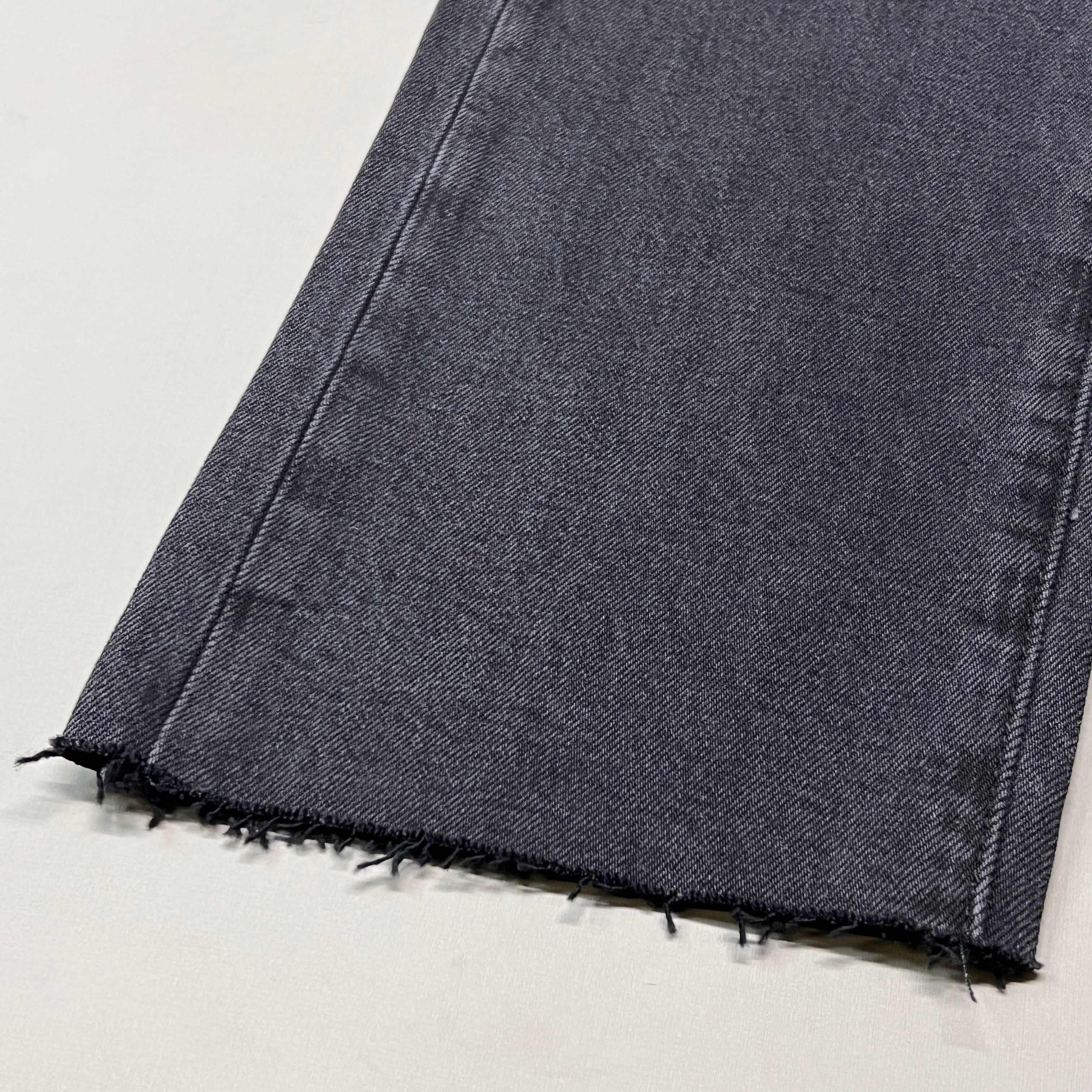 ARTICLES OF SOCIETY Kate Eleele Raw Hem Cropped Jeans Women's Sz 28 Black 4810TQB-720 (New)