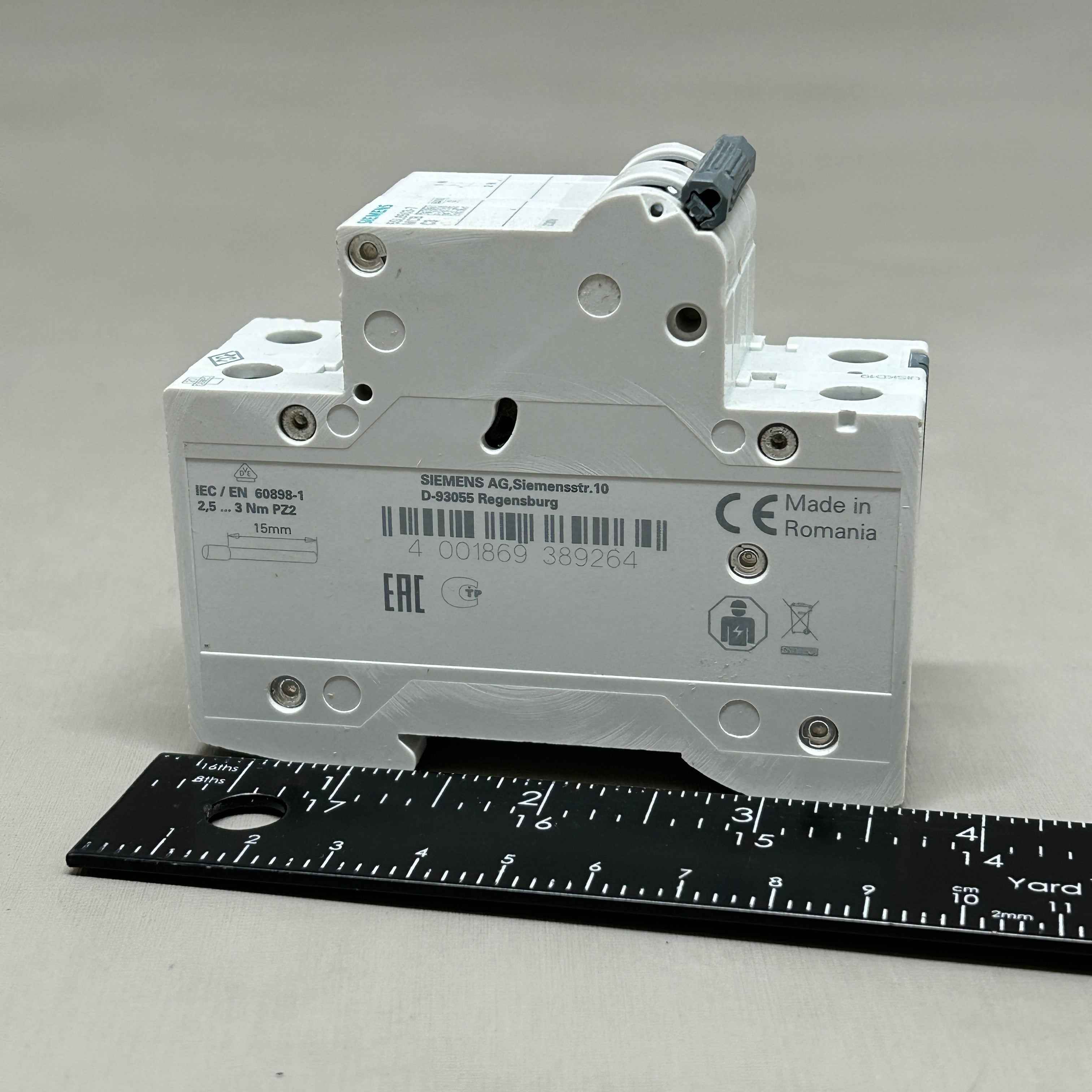 SIEMENS Miniature Circuit Breaker 230V 6KA Off-White 5SL6503-7 (New)