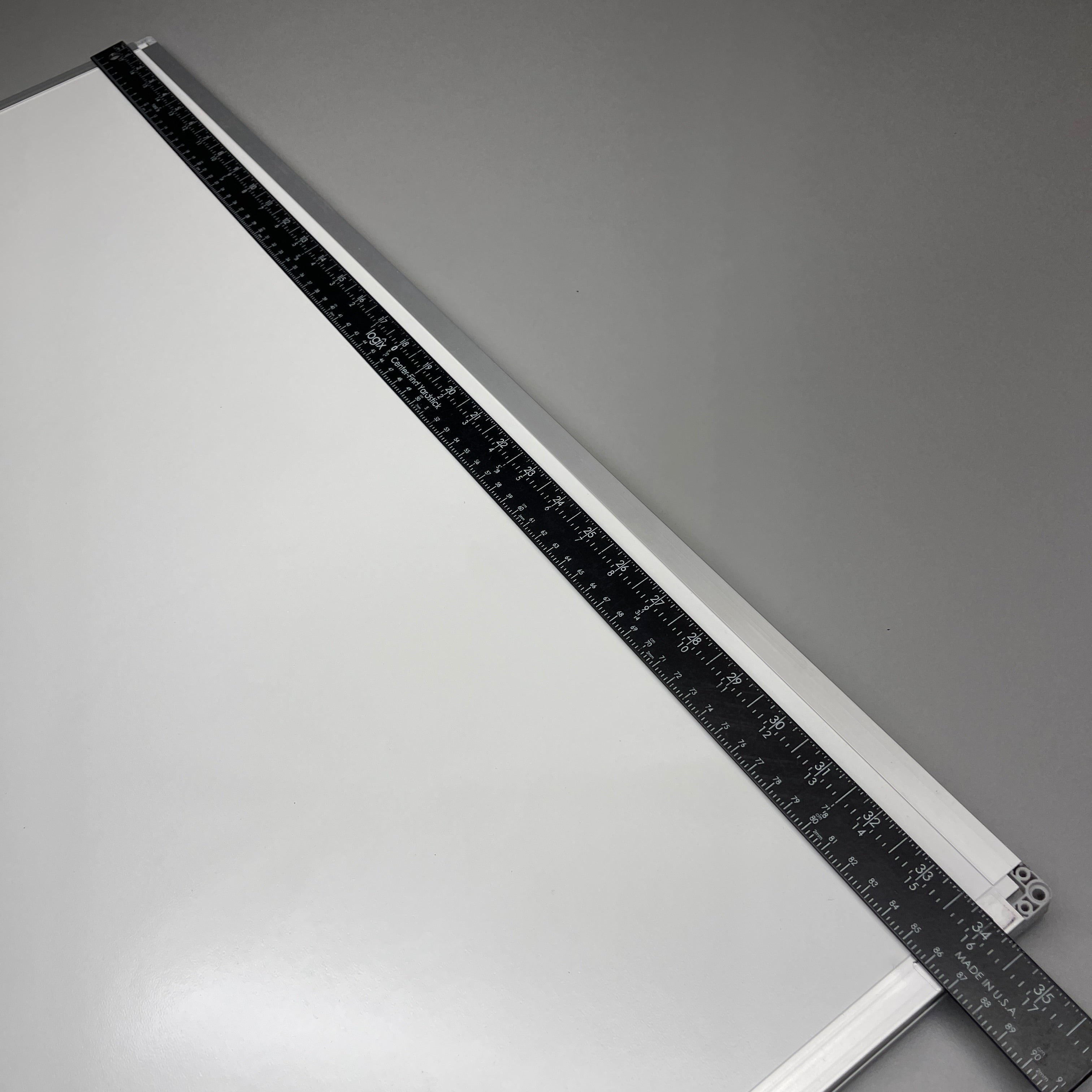 QUARTET Dry Erase Board Wall Mounted 85357N Silver/White 36x48 (new)