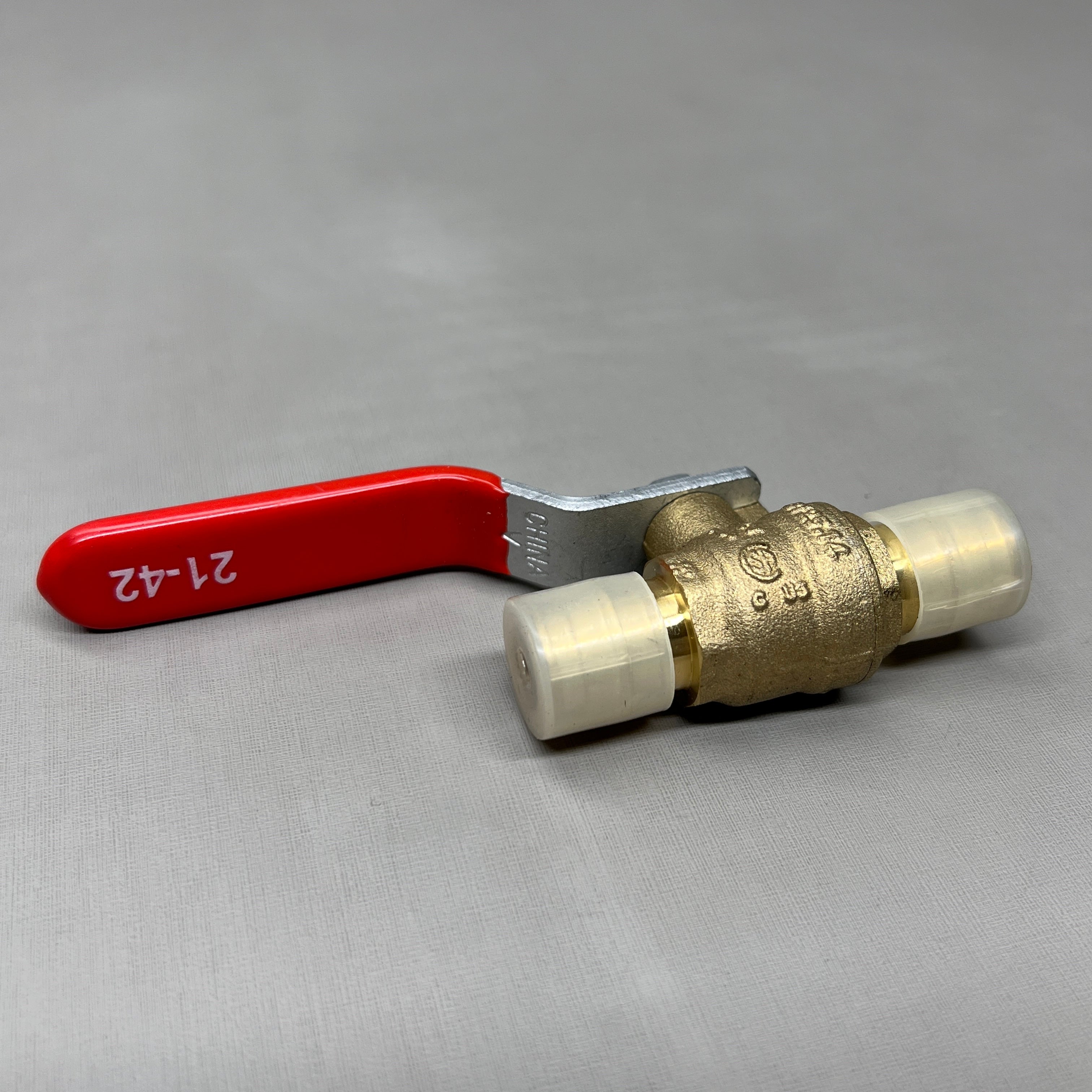 RED-WHITE VALVE Brass LF PEX Ball Valve 1/2" 0.28 lb 5015AB (New)