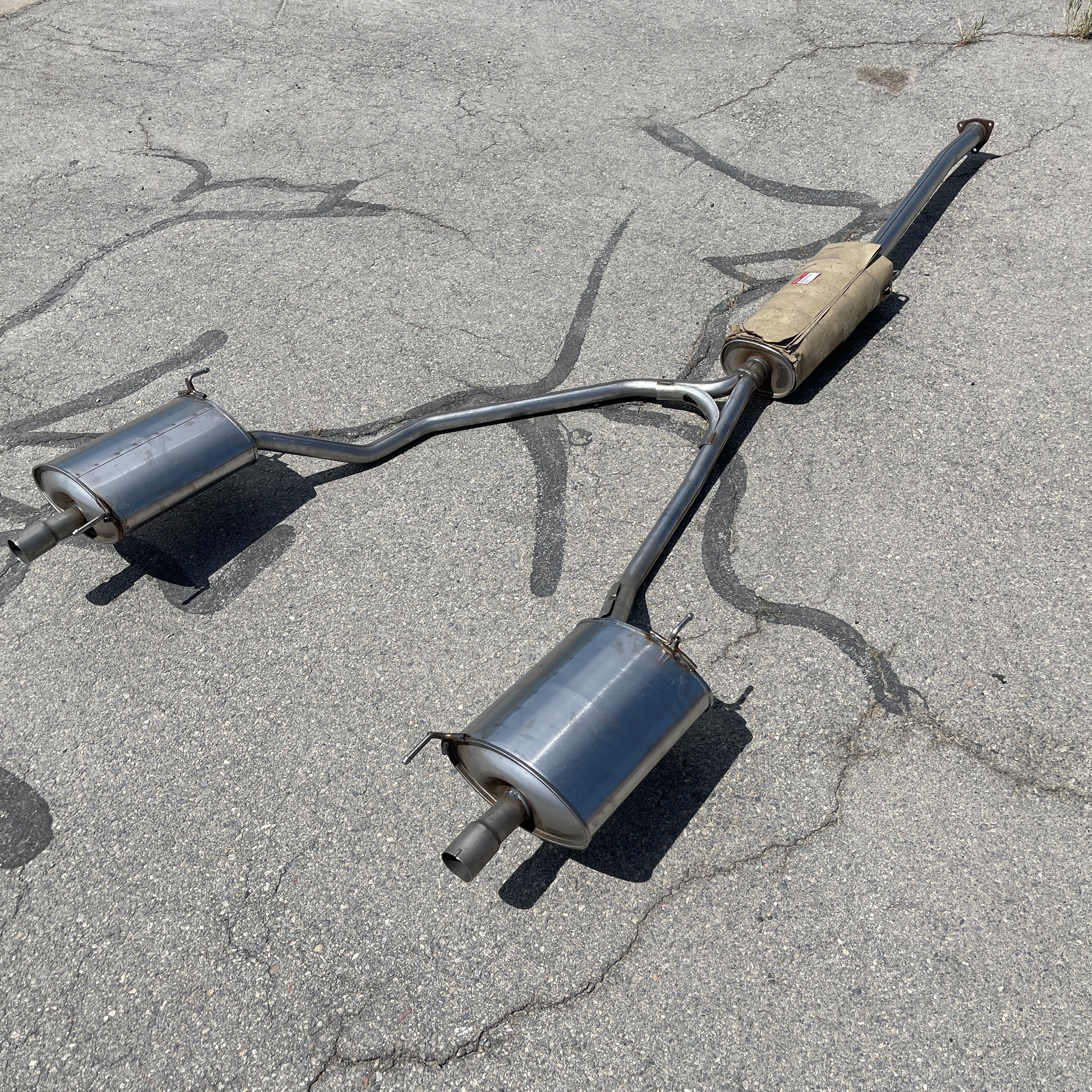 HONDA Pilot 2009-2015 Exhaust / Muffler Assembly OEM Authentic 8307-SZA-A02 (New)