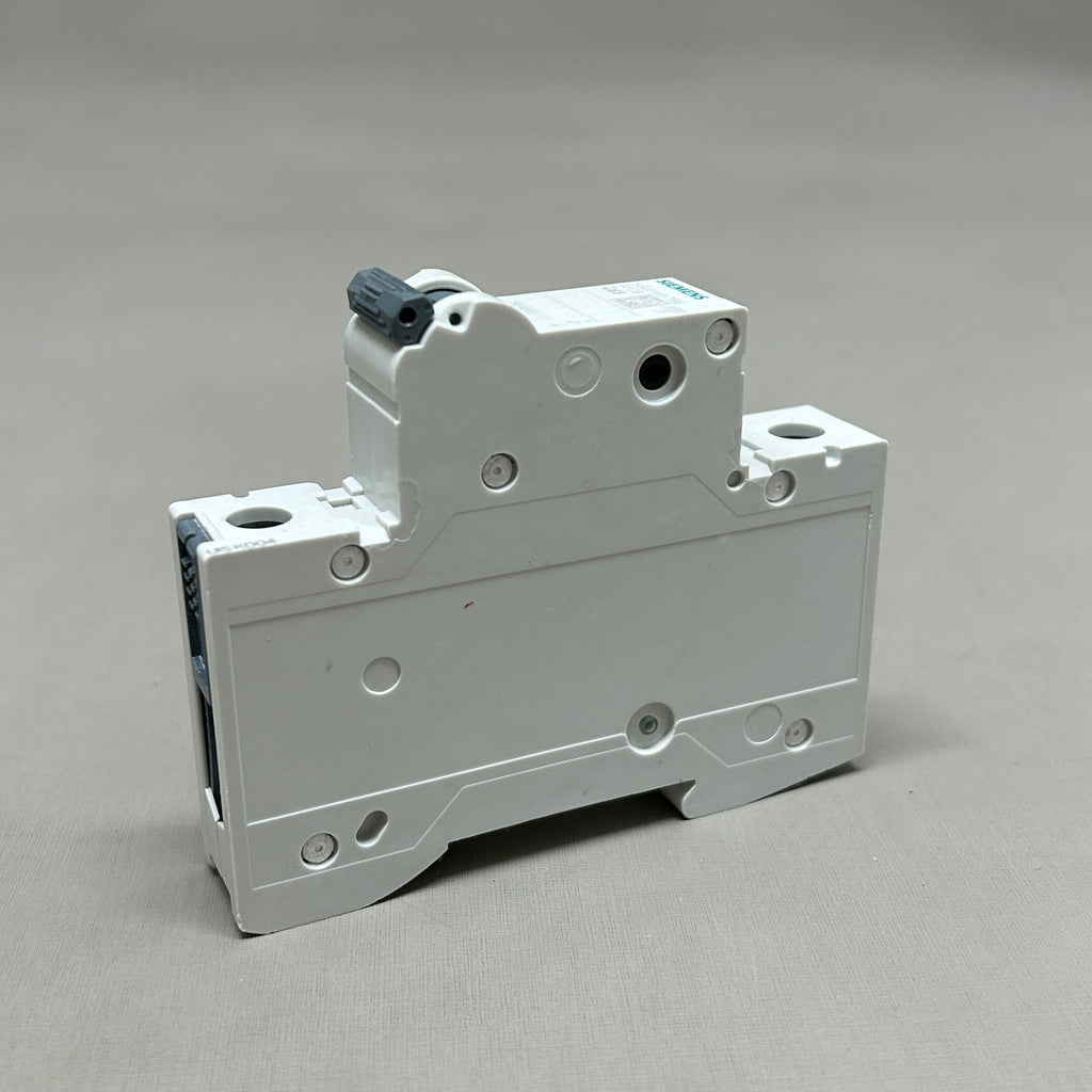 SIEMENS Miniature Circuit Breaker 230/400 V 6kA Off-White 5SL6163-7BB (New)