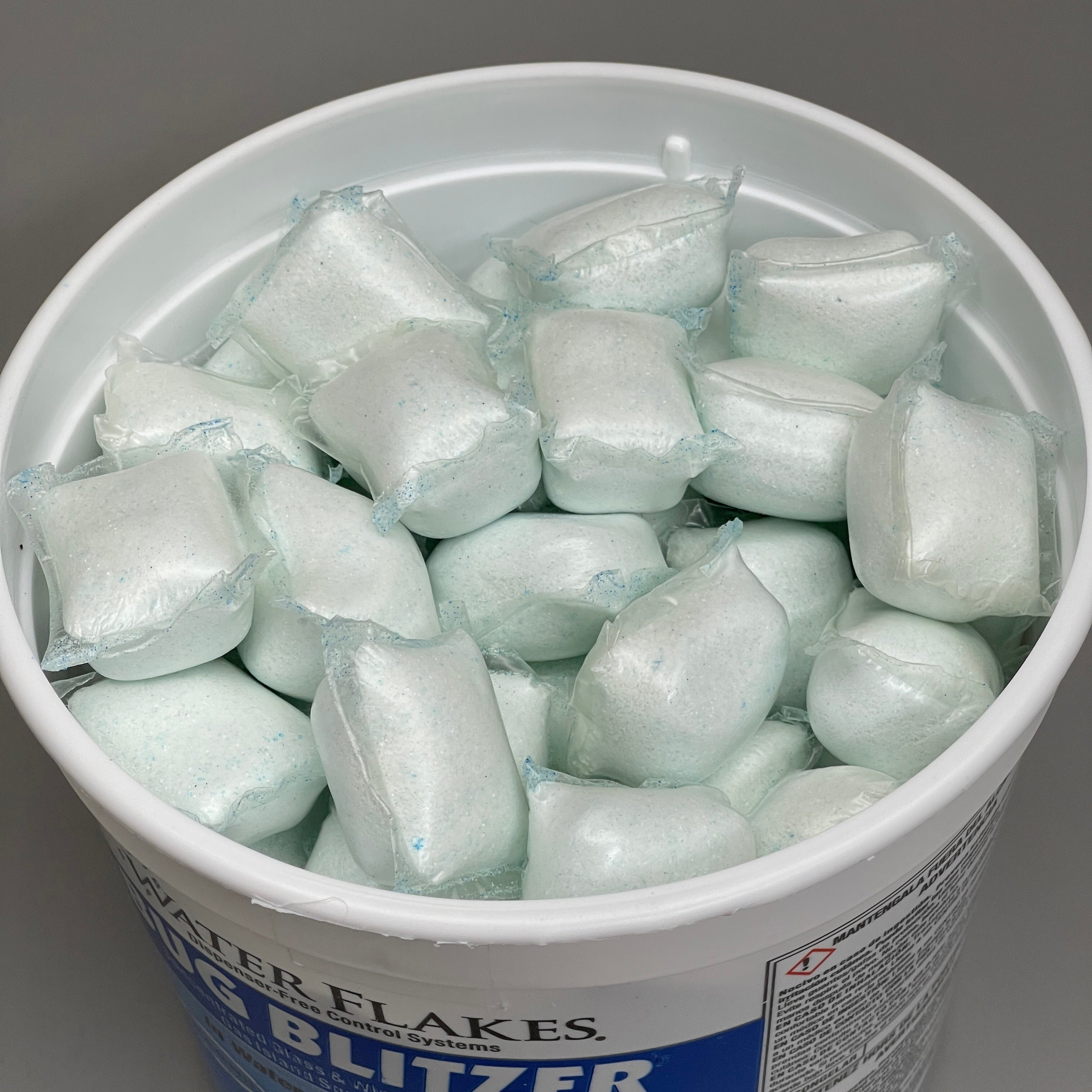 WATER FLAKES Stearns Bug Blitzer in Premeasured Packets 90 x 0.5 oz. Packets (New)