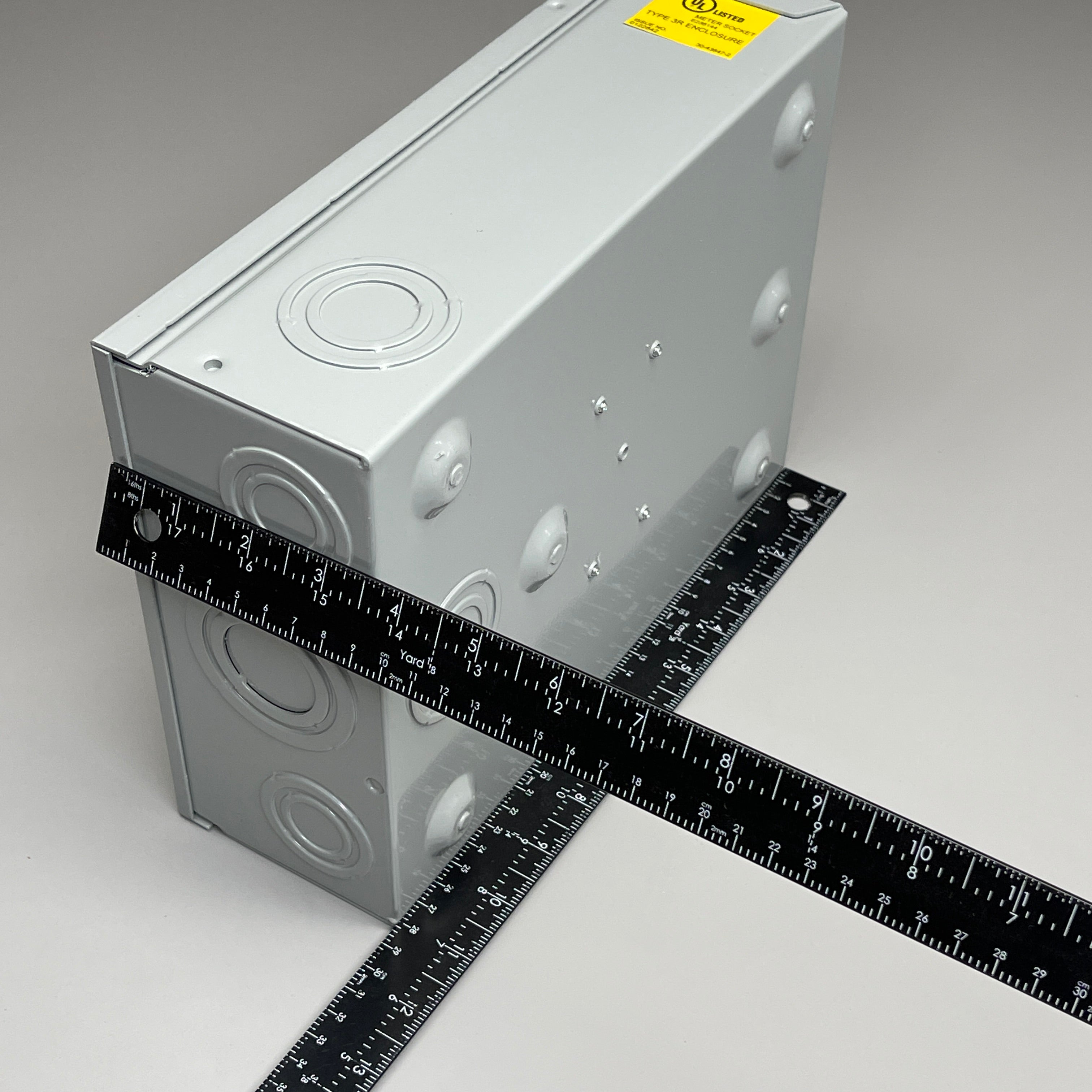 EATON B-Line 11 Meter Socket 125A 4 Jaw 1PH, NEMA 3R Top Feed 125 Amp (New)