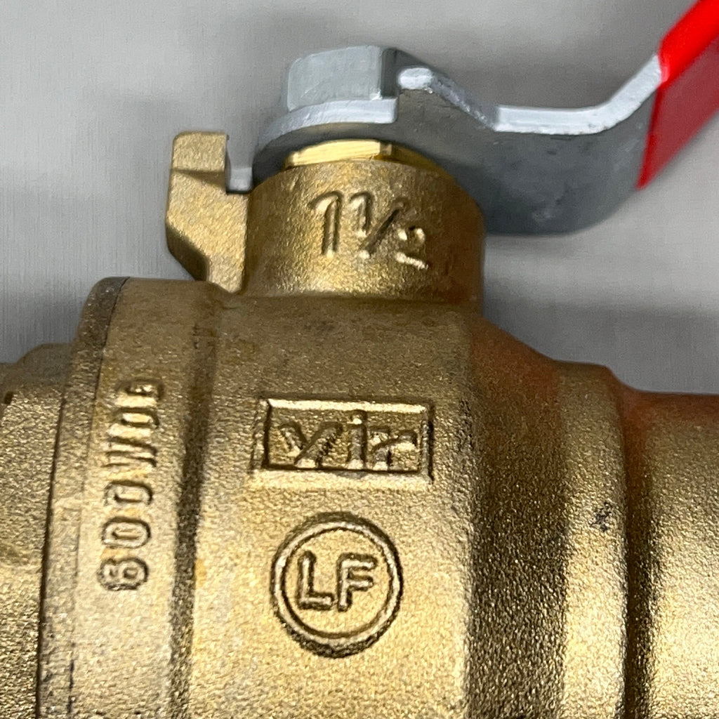 RED-WHITE VALVE Brass Ball Valve 1-1/2" 1.8 lb 5595AB (New)