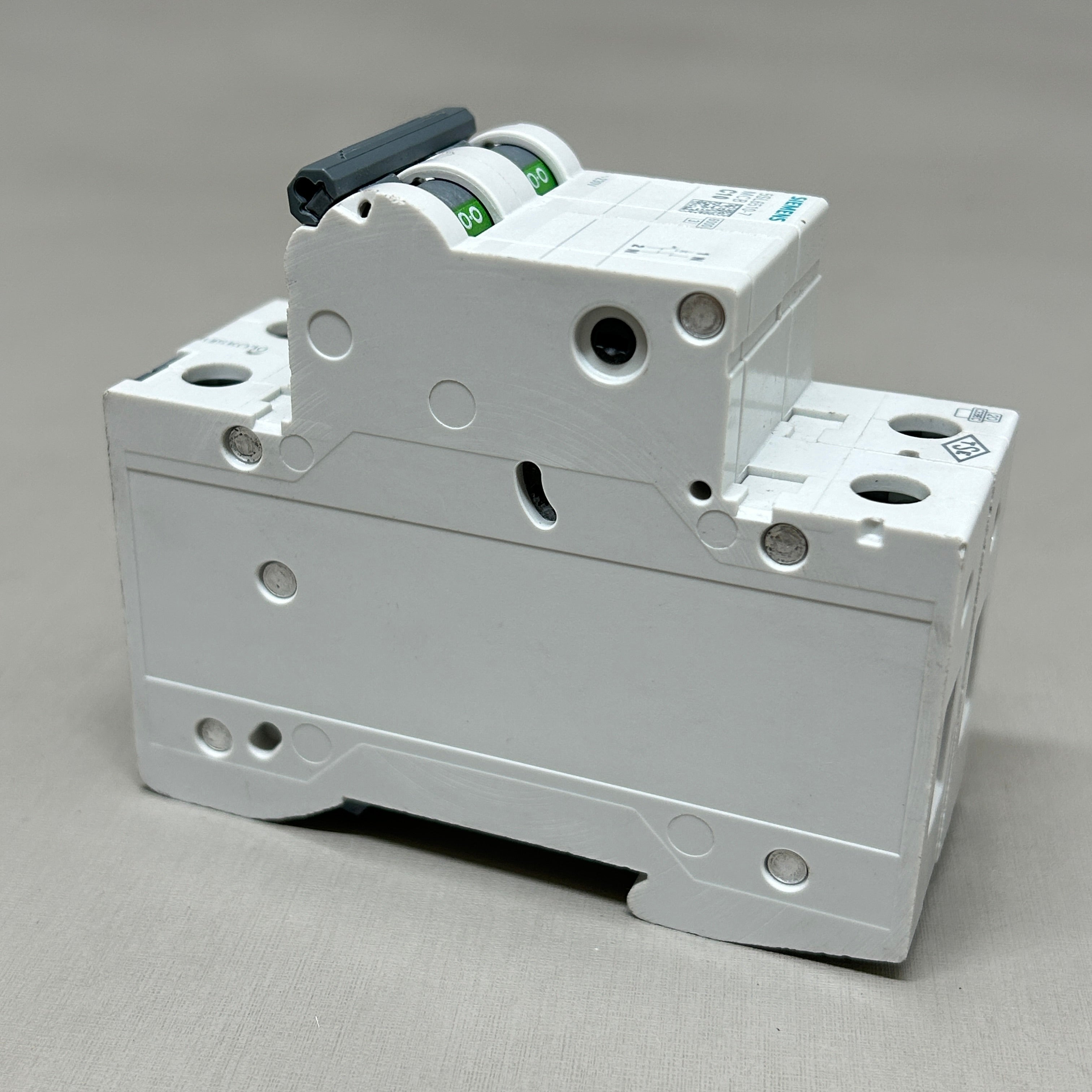 SIEMENS Miniature Circuit Breaker 230V 6KA Off-White 5SL6510-7 (New)