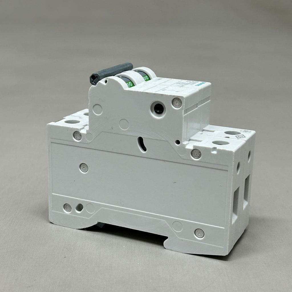 SIEMENS Miniature Circuit Breaker 230V 6KA Off-White 5SL6503-7 (New)