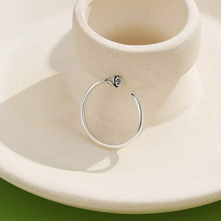 INALIS Rose Shape Adjustable Flower Ring