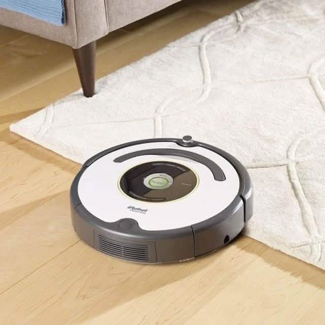 iRobot Roomba 655 Vacuum Cleaning Robot (Refurbished)