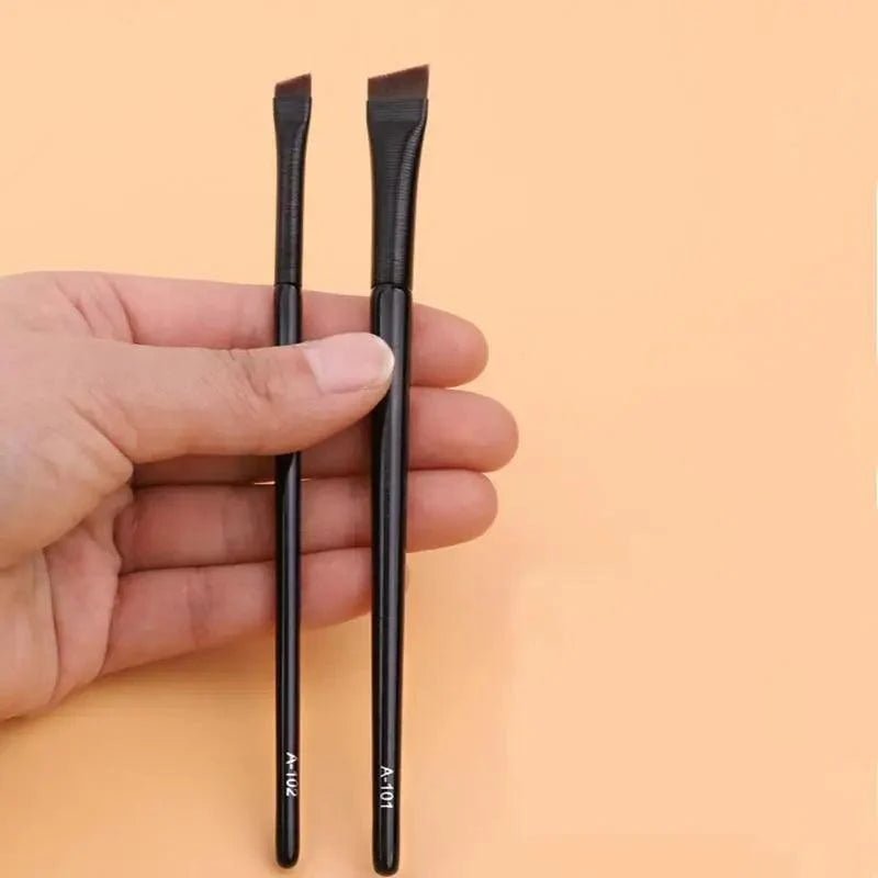 Lavish Style Contour Brush Eyebrow Eyeliner Brush Professional Small Angled Eyebrow Brush High Quality Eye brow liner Brush Makeup Tools