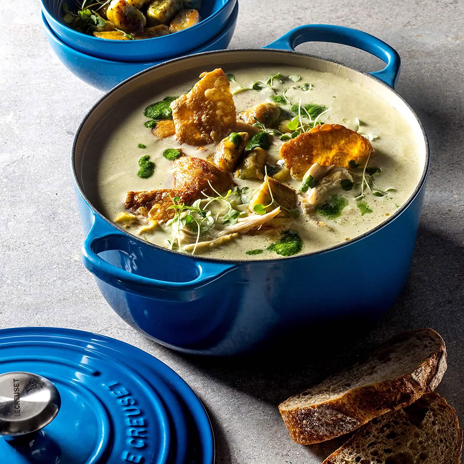 Le Creuset Enameled Cast Iron Signature Round Dutch Oven, 7.25 qt., Marseille