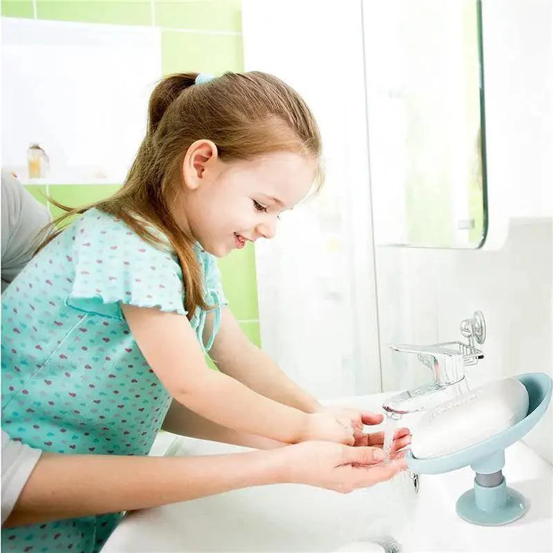 Leaf Shape Soap Box Drain Soap Holder Box Kichen Bathroom Accessories Toilet Laundry Soap Box Bathroom Supplies Tray Gadgets Soap Holder Leaf-Shape Self Draining Soap Dish Holder Not Punched Easy Clean Bar Soap Holder With Suction Cup Soap Dish