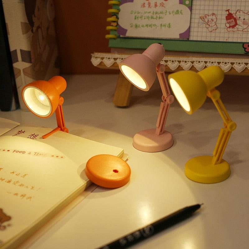 LED Mini Desk Lamp Foldable Magnetic Night Light Bedroom Study Reading Book Lamps With Clip Eye Protection Bedside Lights Decorative Table Lamp Cute Study Lamps for Bedroom Décor