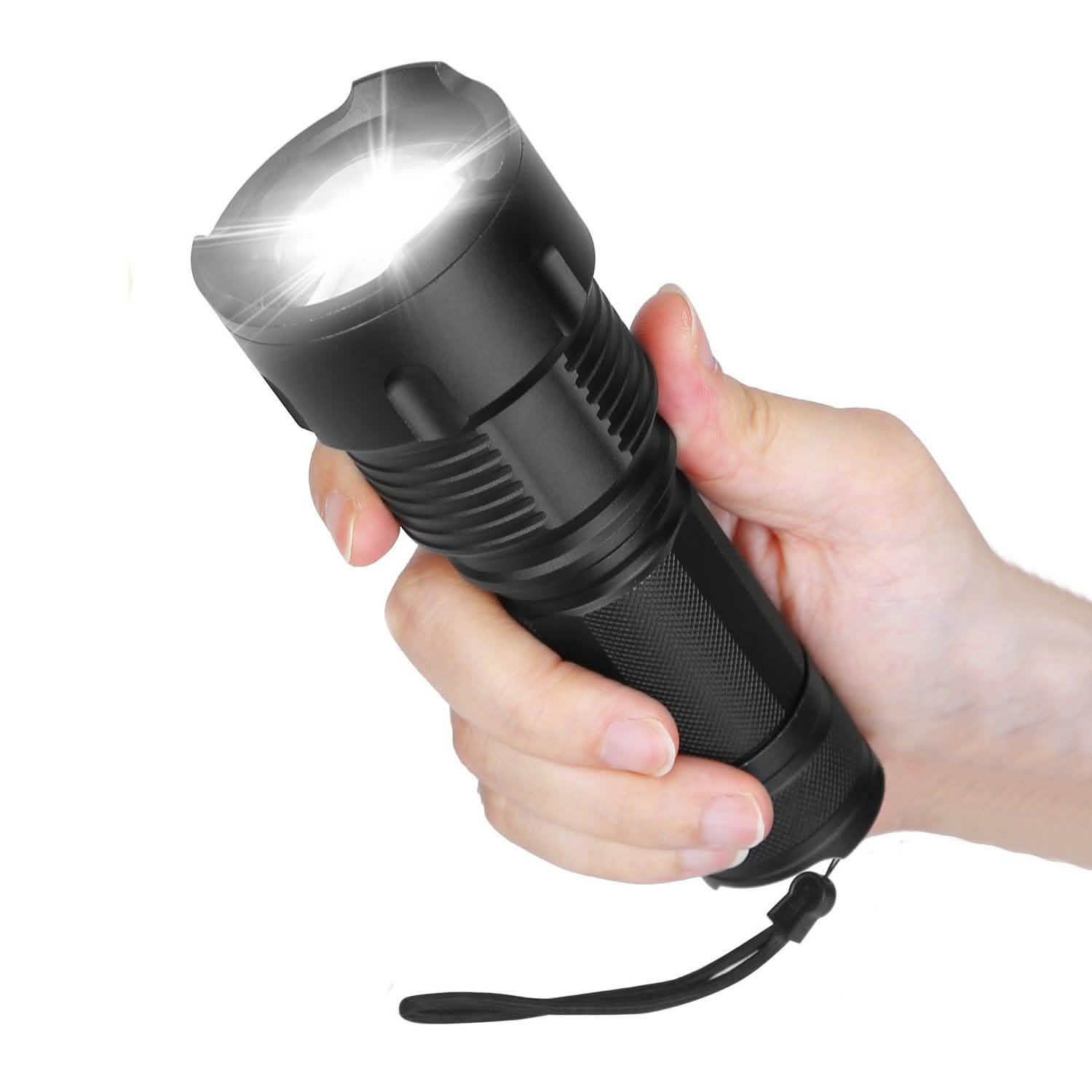 LED Rechargeable Zoomable Flashlight