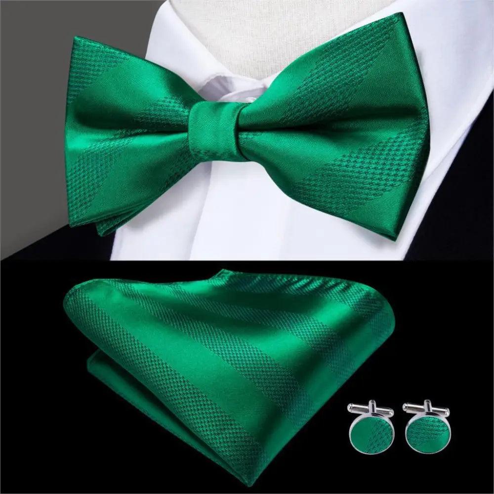 Luxury Butterfly Beige Silk Bow Ties For Men Gentlemens Cufflinks Set Elegant Design Wedding Party Bowties For Tuxedo Excellent Gift For Prom