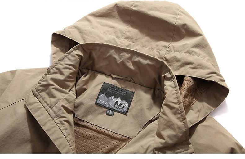 Men Outdoor Hiking Jackets Waterproof Hooded Windbreaker Coat Vintage New Fashion Design Hooded Lightweight Jacket For Men Autumn New Casual Jacket Tactical Men Jackets 5XL