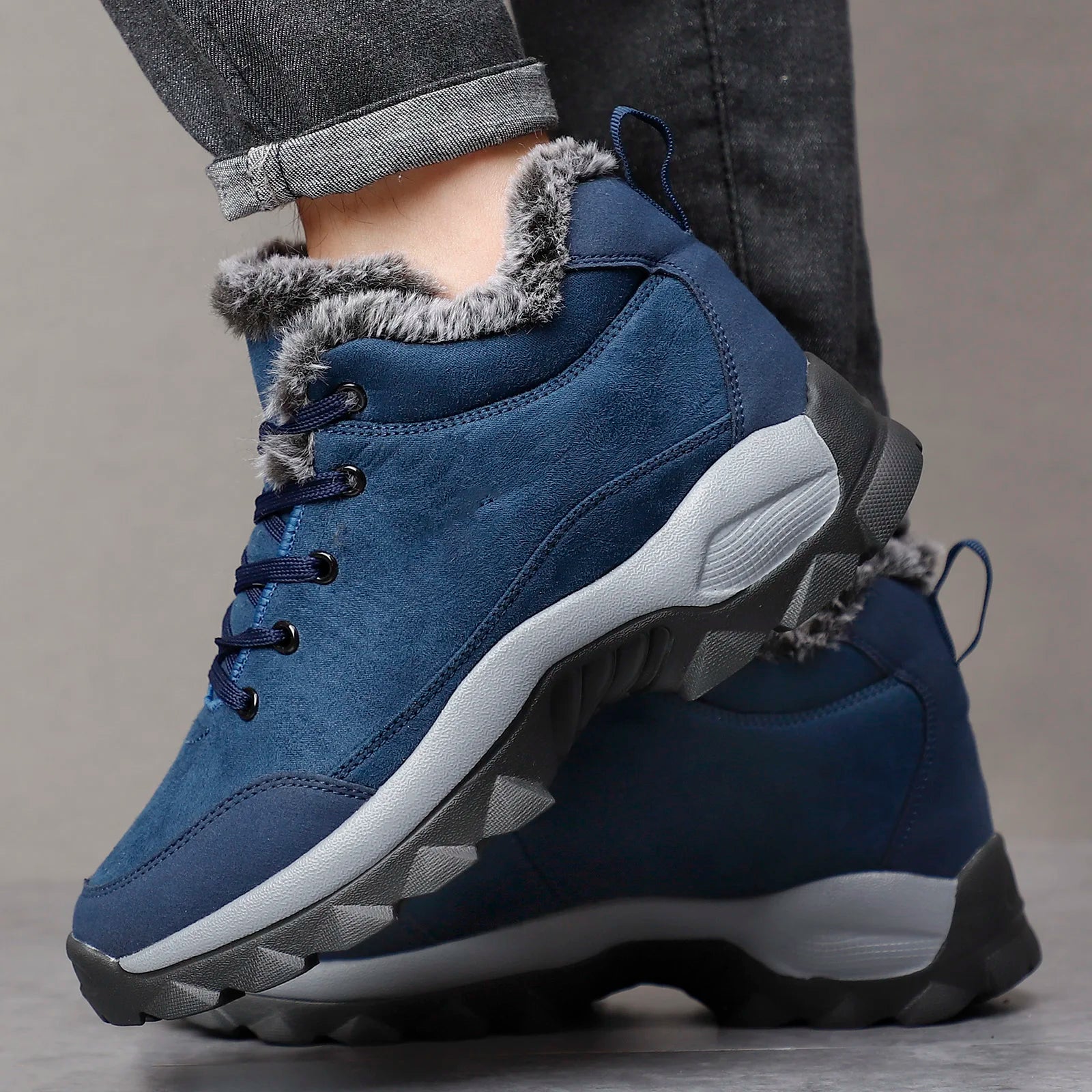 Men's snow boots with winter fleece insulation, outdoor boots, cotton shoes, lightweight boots