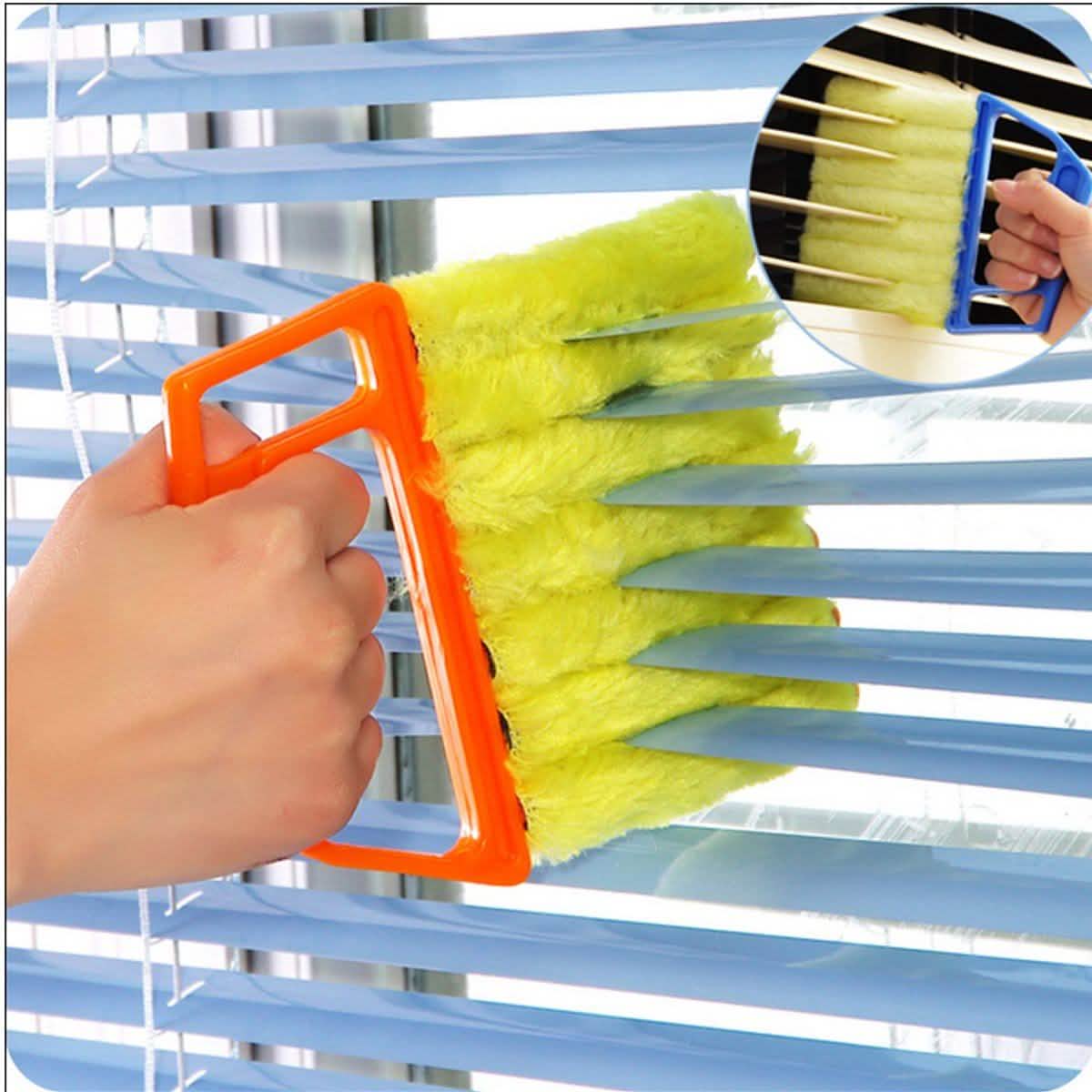 Microfibre Venetian Blind Brush