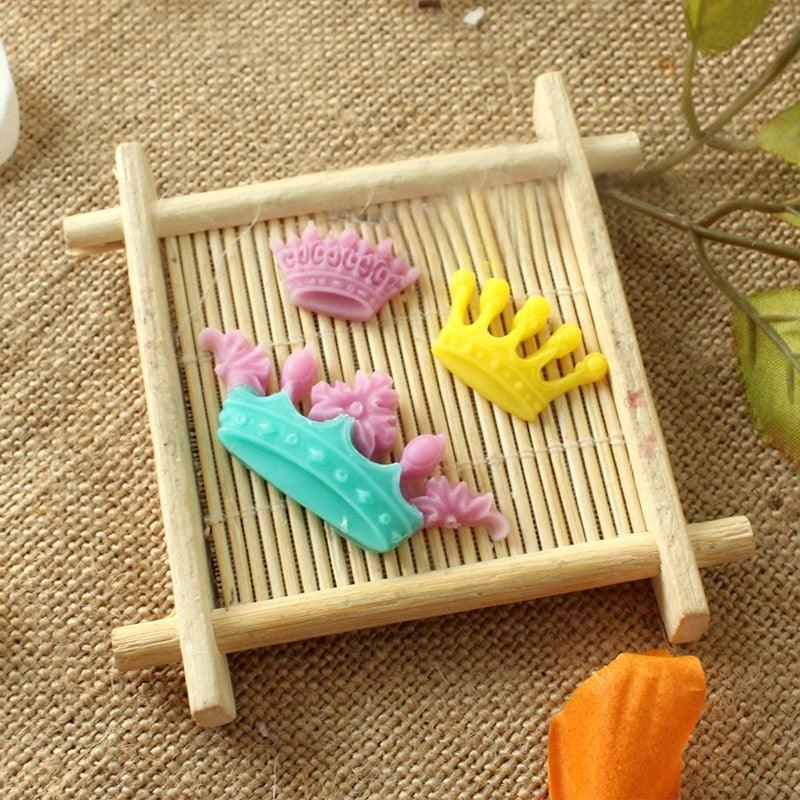 Mini Crown Silicone Mold Creative Cake Decoration Tool Practical Cake Mold Chocolate Mold Baking Tool Accessories Cake Tool Crown Fondant Silicone Molds Chocolate Candy Cake Decorating Tools Cake Supplies