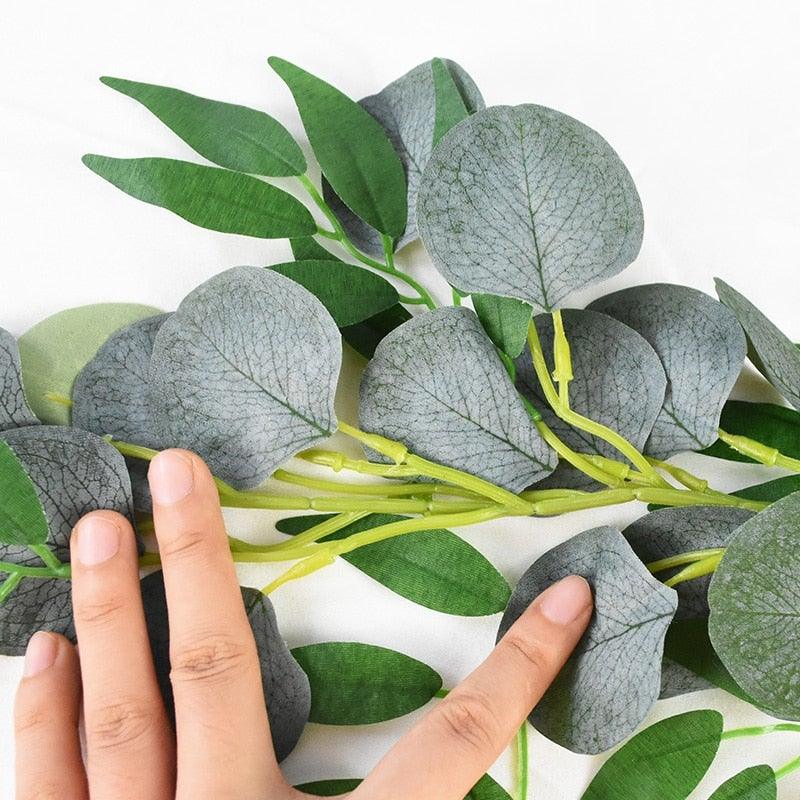 Modern Artificial Green Eucalyptus Leaves Garland Wisteria Rattan Fake Decor Silk Leaf Vines For Wedding Birthday Party Decor