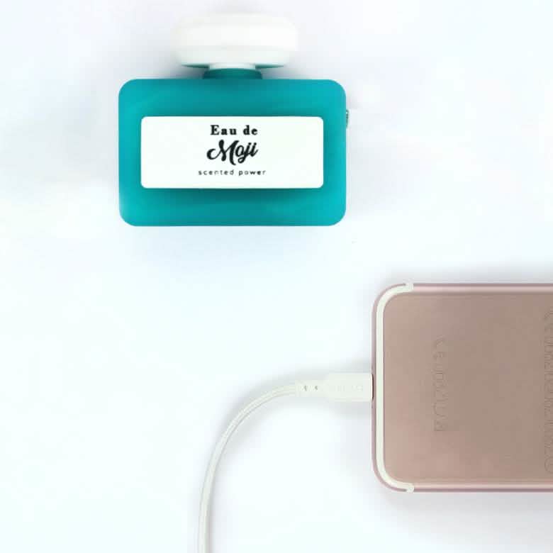 MojiPower Soft Touch External Battery 2600 mAh for iOS and Android
