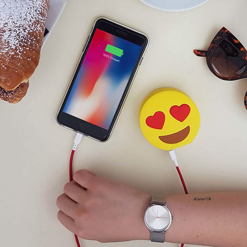 MojiPower Soft Touch External Battery 2600 mAh for iOS and Android