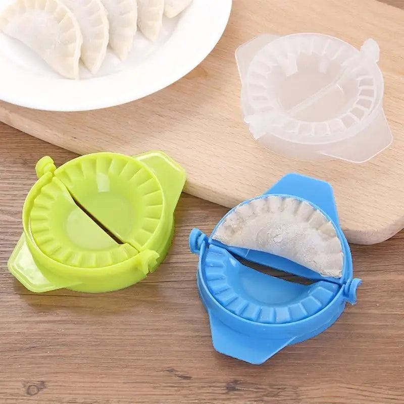 New Dumpling Mould Plastic Cutter Dumpling Maker Form Wrapper Presser Molds Cooking Pastry Cutter kitchen accessories