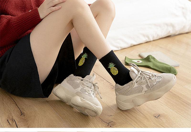 New Elegant Fruit Printed Breathable Cotton Socks Happy Funny Unisex Socks Candy Colors Harajuku Casual Cotton Crew Socks For Men And Women
