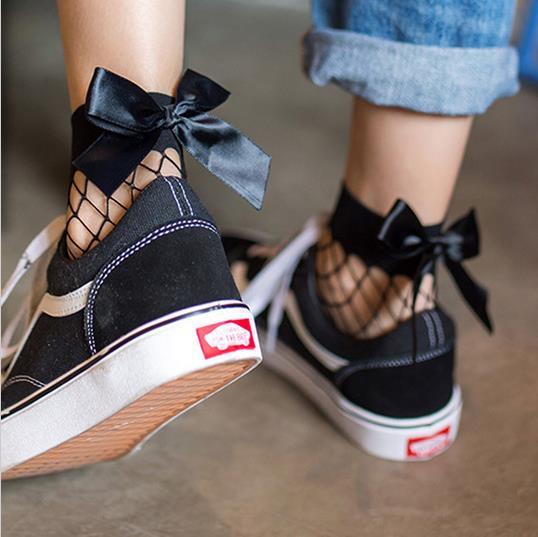 New Fashion Women Black Mesh Short Ankle Socks Girls Fishnet Socks With Cute Bow Ladies Socks in 6 Colors Outdoor Stylish Socks For Women