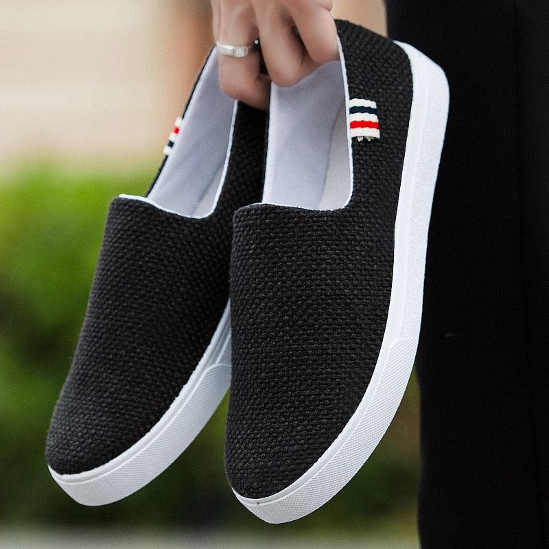 New Mens Womens Casual Flat Canvas Shoes Lightweight Elegant Shoes Men Casual Walking Sneakers Comfortable Modern White Soft Sneakers