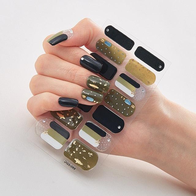 New Year Patterned Nail Decor Nail Polish Nail Art Stickers Full Beauty Sticker for Nails Nail Accessorie Christmas Nail Sticker 3D Nail Art Stickers Decal Slider Template Diy Nail Tool Decorations Nail Art Design Self Adhesive Luxury Designer Nail Sticke
