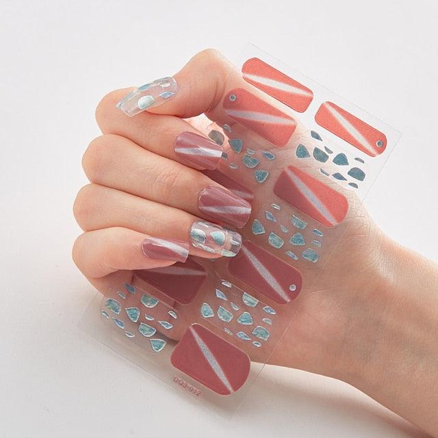 New Year Patterned Nail Decor Nail Polish Nail Art Stickers Full Beauty Sticker for Nails Nail Accessorie Christmas Nail Sticker 3D Nail Art Stickers Decal Slider Template Diy Nail Tool Decorations Nail Art Design Self Adhesive Luxury Designer Nail Sticke