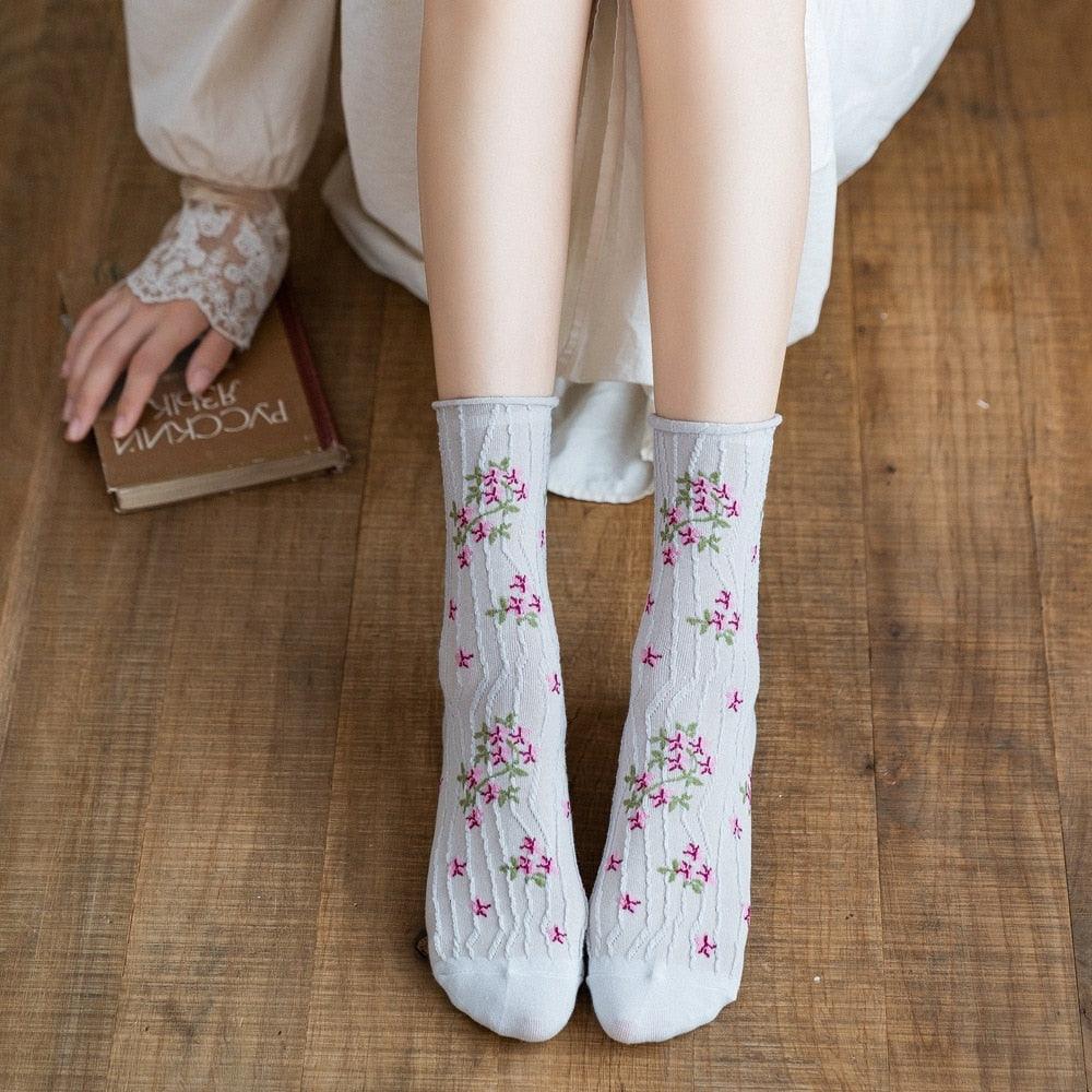News Fashion Floral Print Women's Socks Harajuku Vintage Streetwear Crew Socks Kawaii Cute Cotton Long Sock Winter Warm Socks For Men And Women