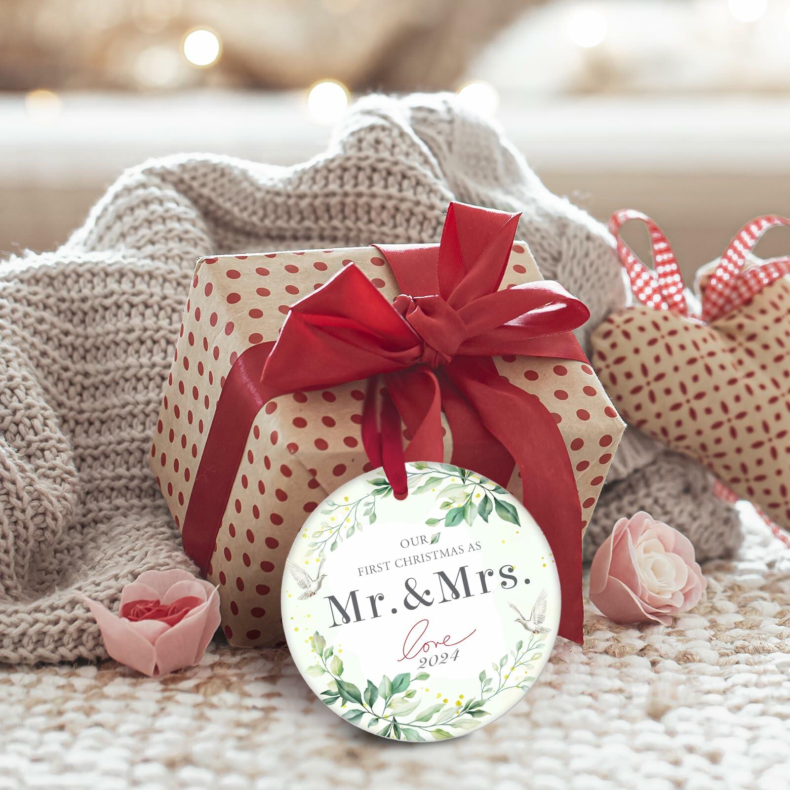 XKDOUS 2024 1st Christmas Mr & Mrs Ceramic Ornament Wedding Gift