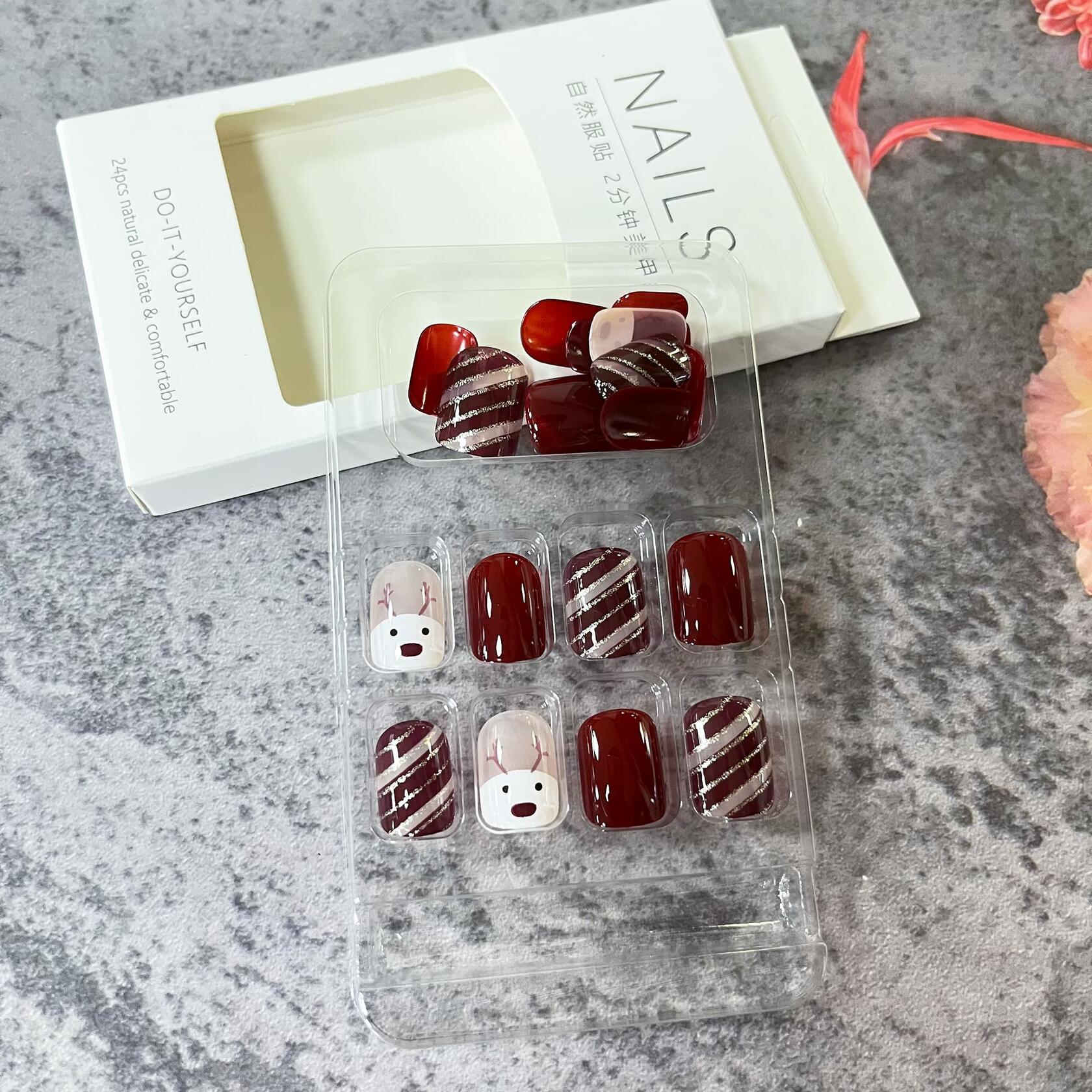 Christmas Acrylic Press On Nails Short Square Red Full Cover Cute Elk Glitter